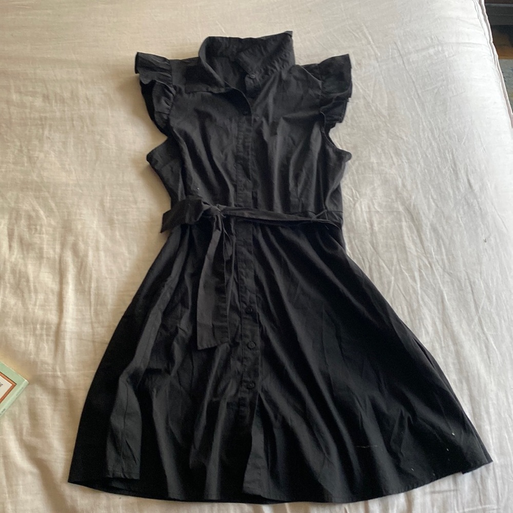 Forever 21 size lg black button up dress with flutter sleeves and tied waste